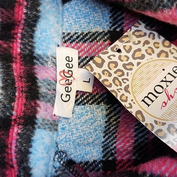 Fuchsia & Blue High Low Flannel Shacket Size L - Picture 9 of 10